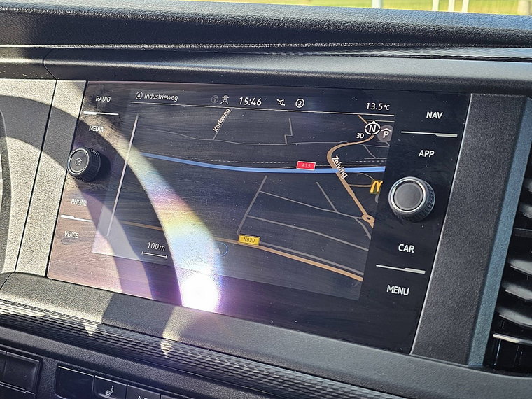 Vehicle Image 11