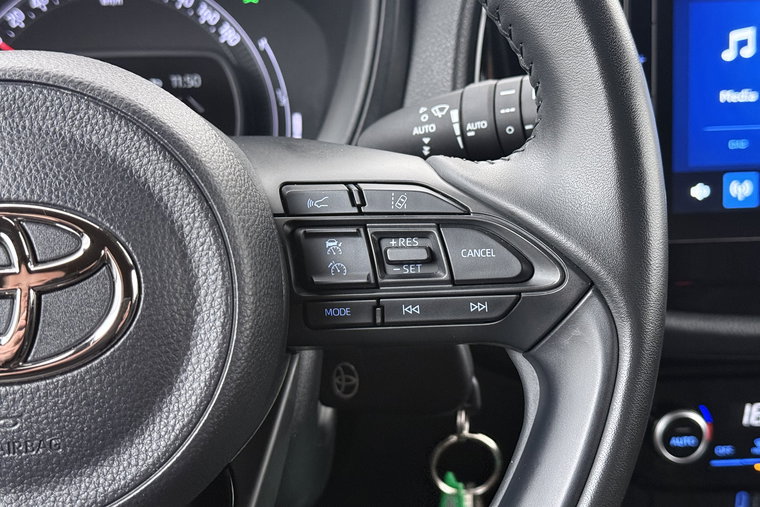 Vehicle Image 18