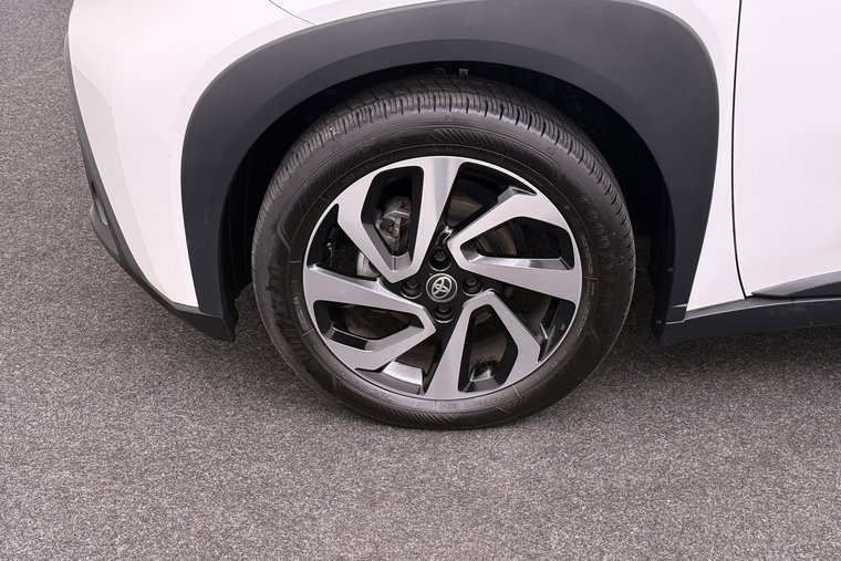Vehicle Image 7