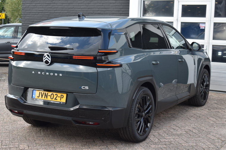 Vehicle Image 20