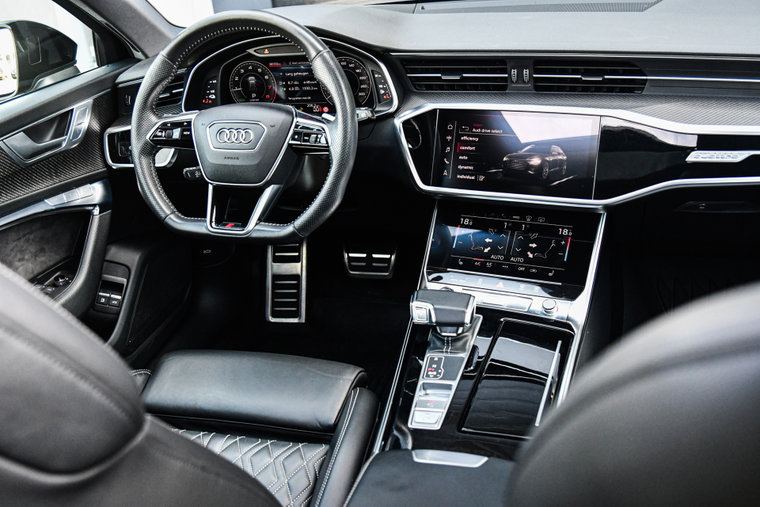 Vehicle Image 14