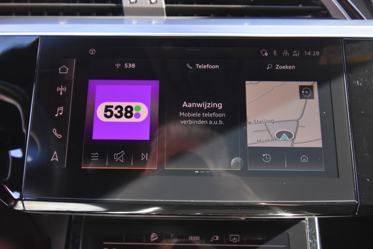 Vehicle Image 38