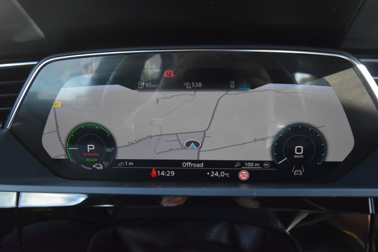 Vehicle Image 40