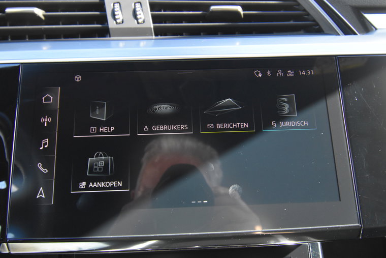 Vehicle Image 45