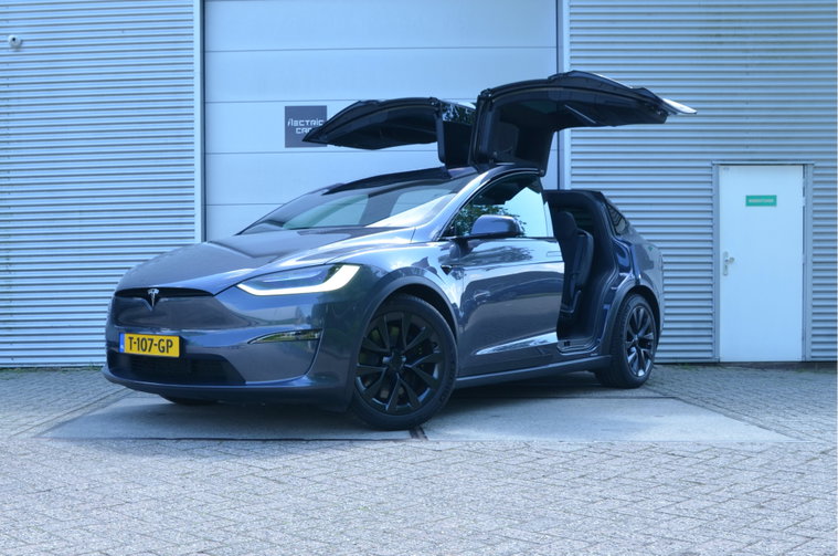 Vehicle Image 6
