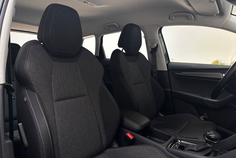 Vehicle Image 15