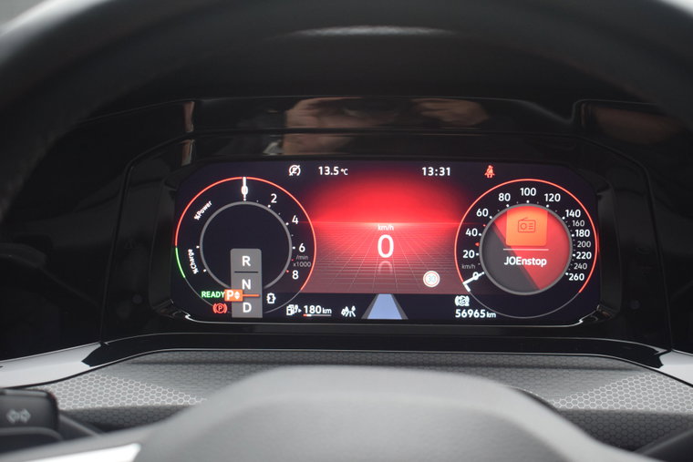 Vehicle Image 25
