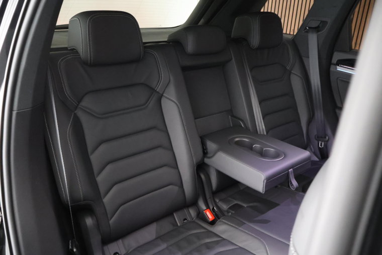 Vehicle Image 35