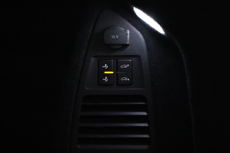 Vehicle Image 45
