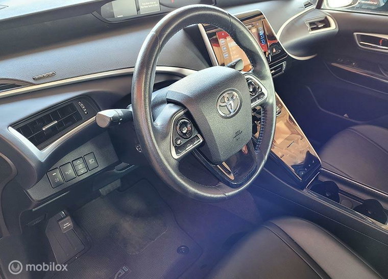 Vehicle Image 19