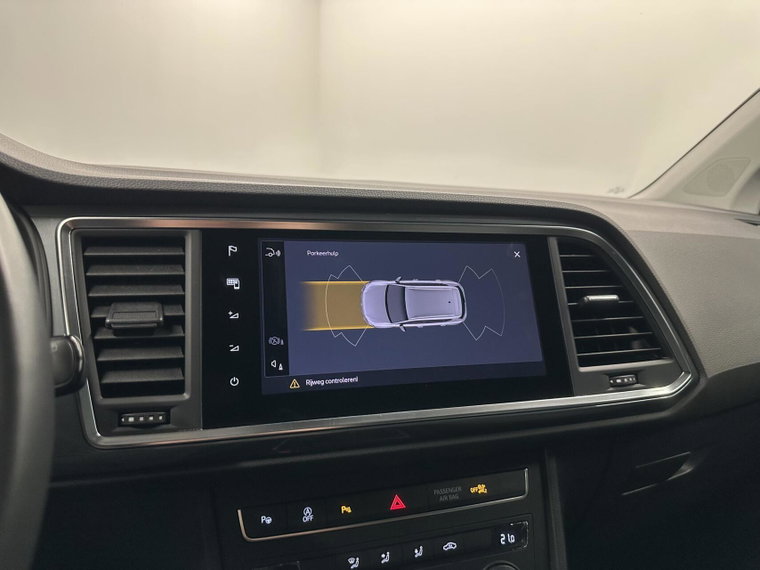 Vehicle Image 38