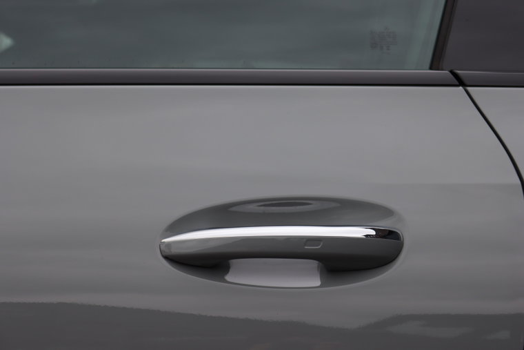 Vehicle Image 25