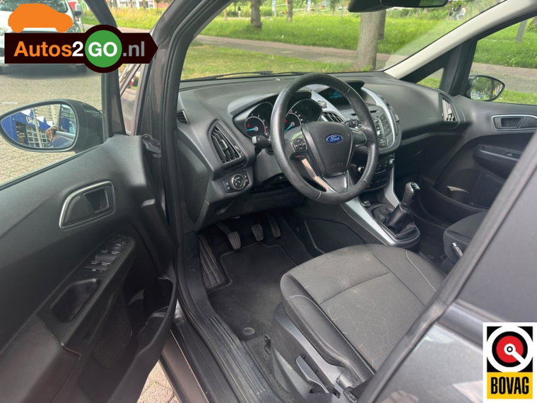 Vehicle Image 7