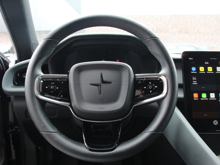 Vehicle Image 24