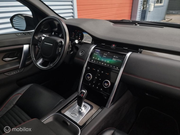 Vehicle Image 32