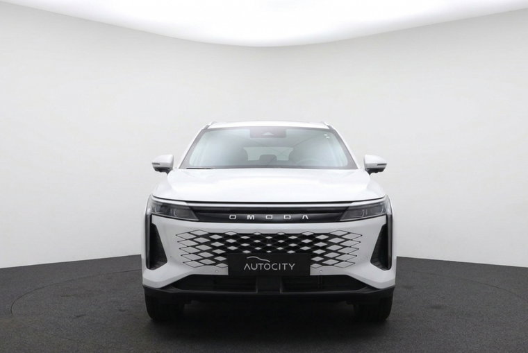 Vehicle Image 8