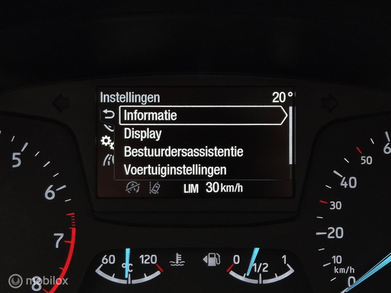 Vehicle Image 38