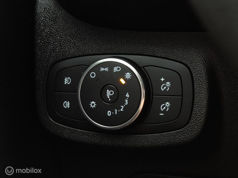 Vehicle Image 45