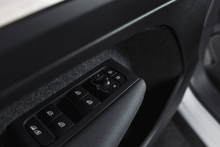 Vehicle Image 52