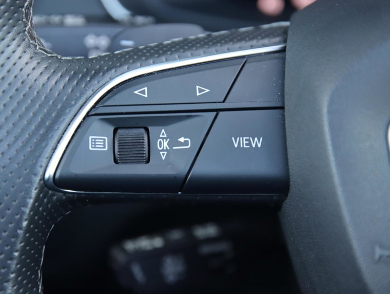 Vehicle Image 40