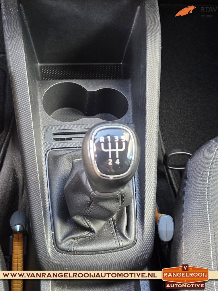 Vehicle Image 35