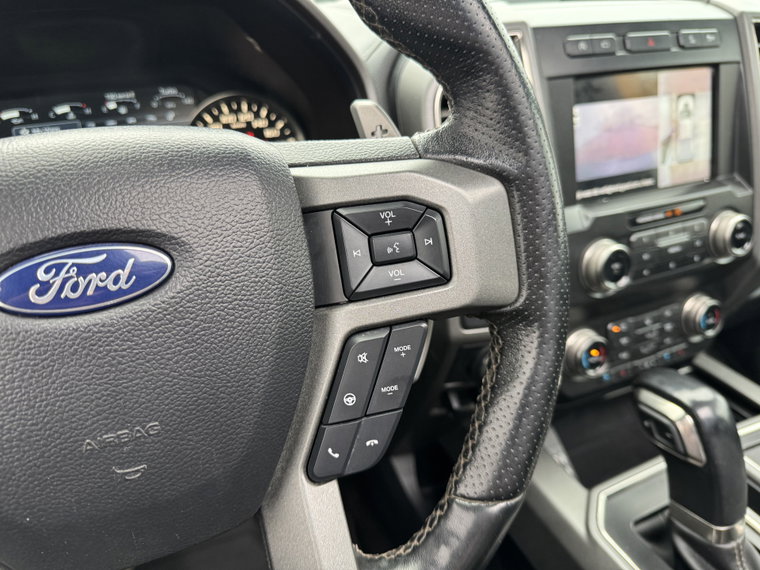 Vehicle Image 26