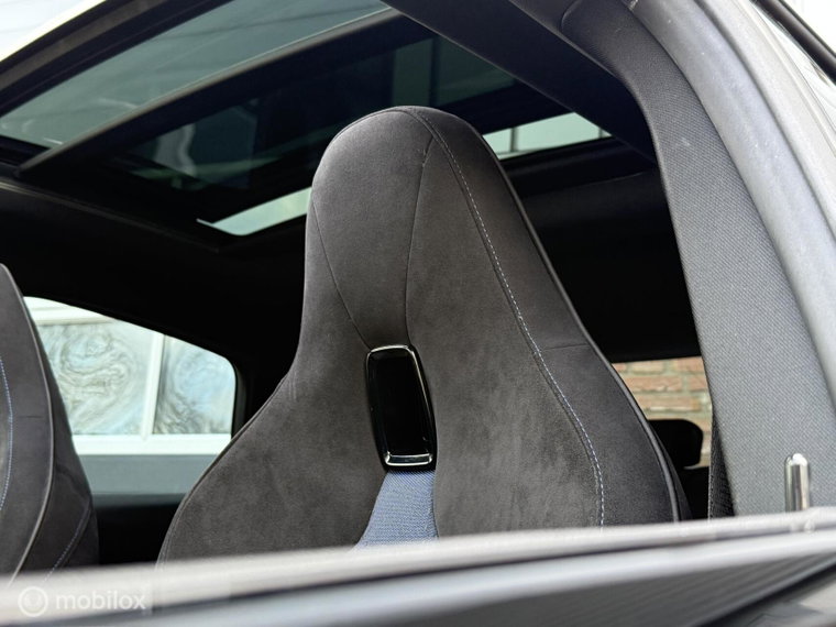 Vehicle Image 40