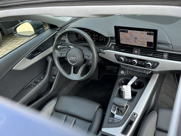 Vehicle Image 22
