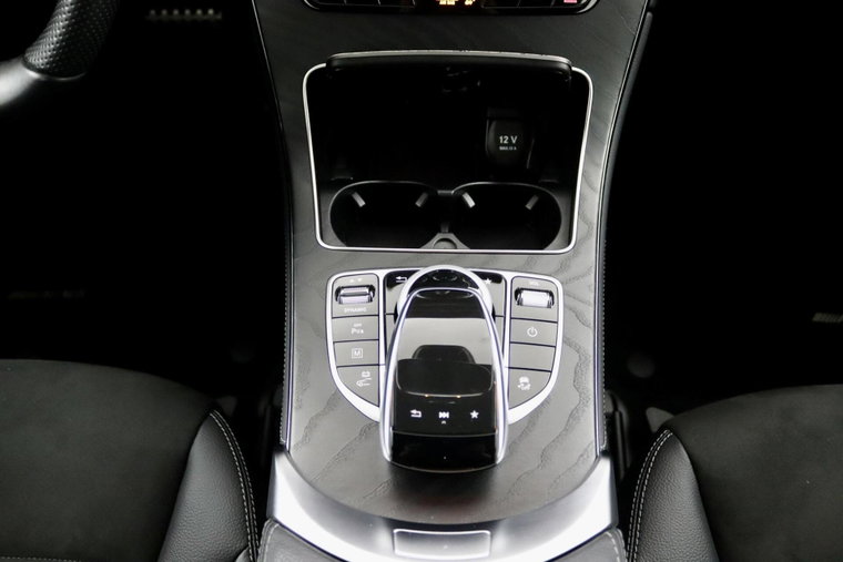 Vehicle Image 22