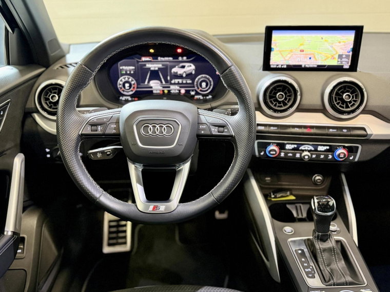 Vehicle Image 20