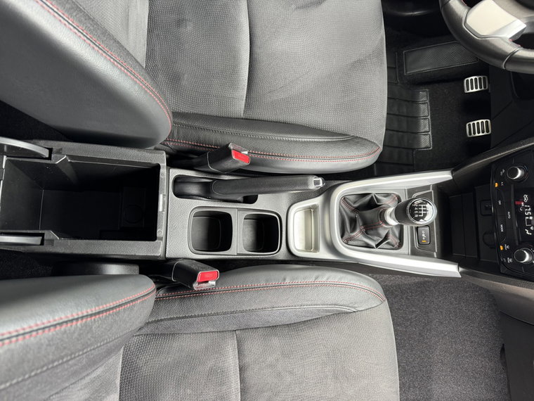 Vehicle Image 39