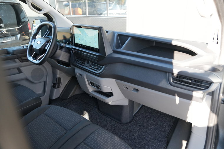 Vehicle Image 39