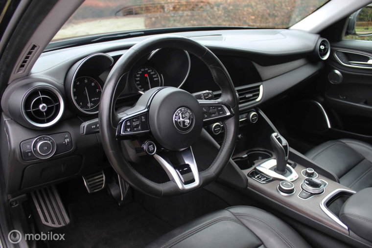 Vehicle Image 50
