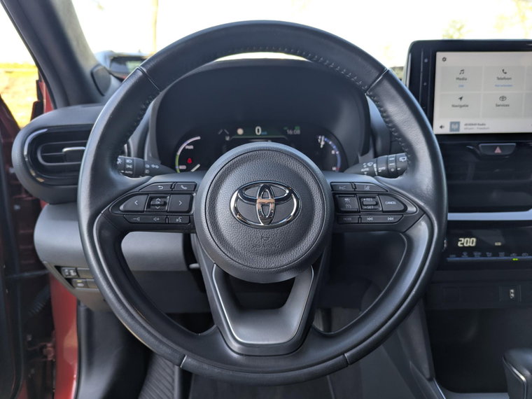 Vehicle Image 21