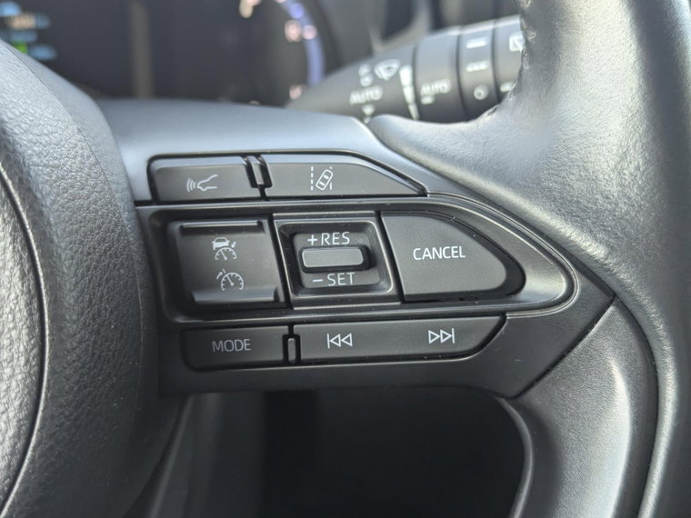 Vehicle Image 24