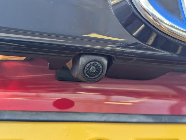 Vehicle Image 11