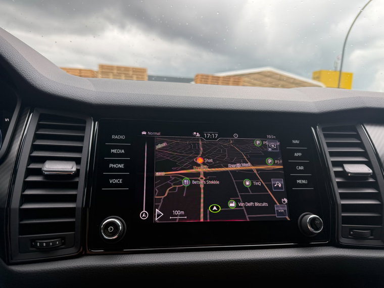 Vehicle Image 35