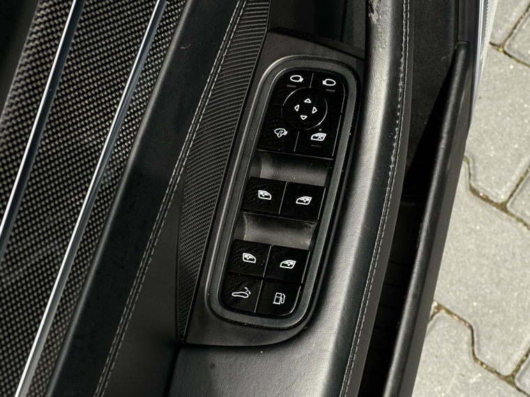 Vehicle Image 37