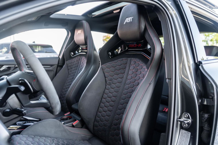 Vehicle Image 35