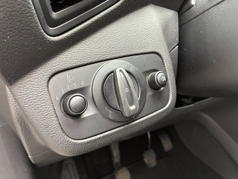 Vehicle Image 41