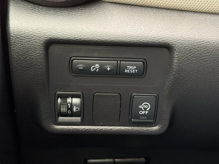 Vehicle Image 28