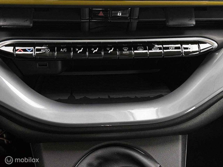 Vehicle Image 35