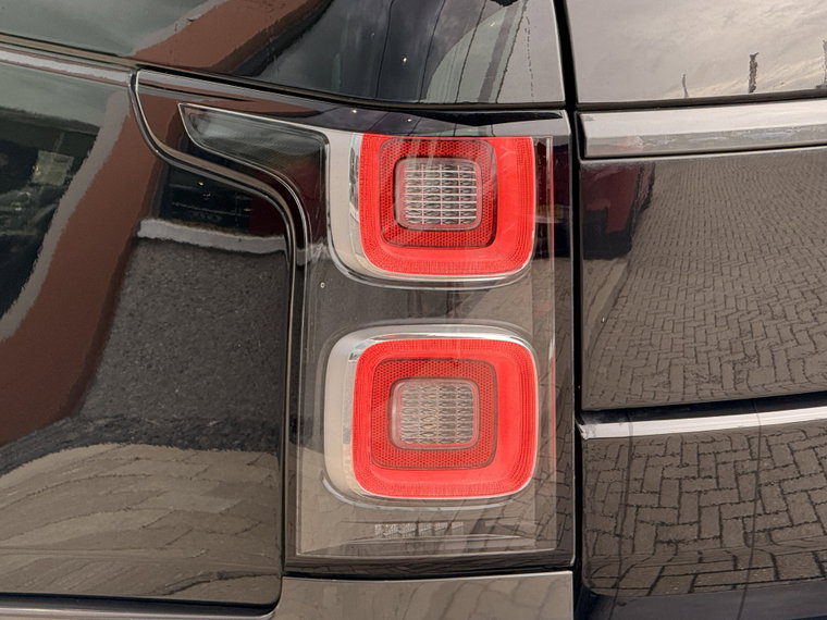 Vehicle Image 30