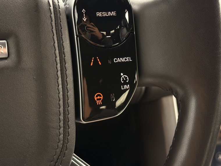 Vehicle Image 45