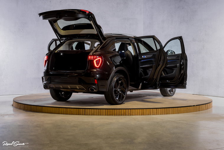 Vehicle Image 9