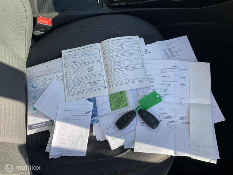 Vehicle Image 15