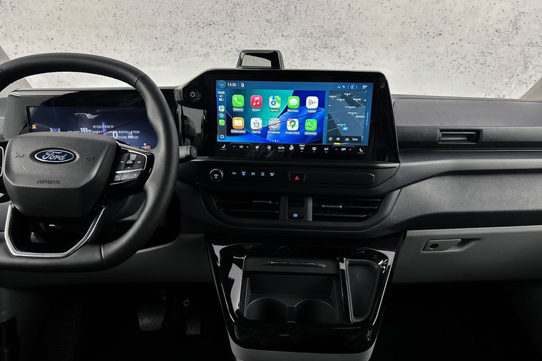 Vehicle Image 12