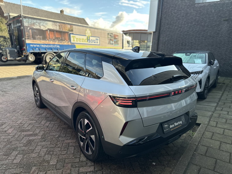 Vehicle Image 29