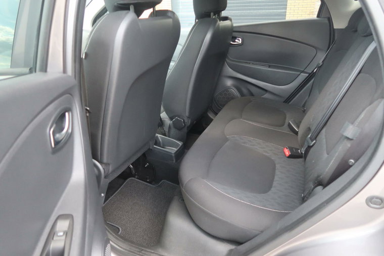 Vehicle Image 22