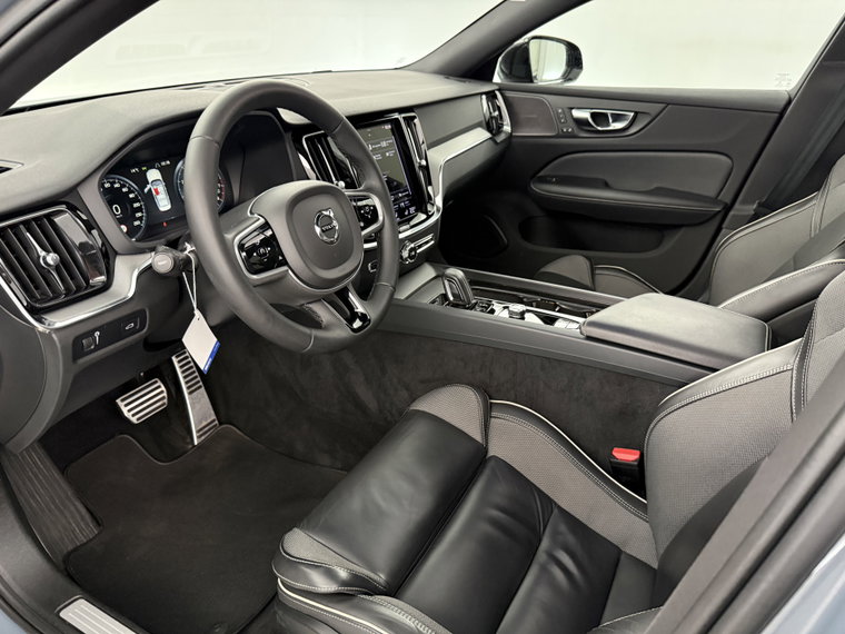 Vehicle Image 39